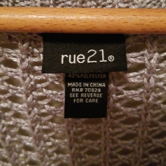 Silver/ grey Rue 21 knit sweater size xl - Picture 2 of 4